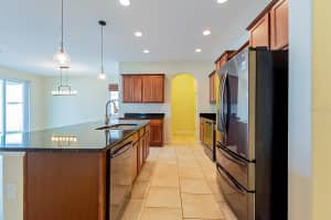 124 Waterside Cir, Winter Haven, FL 33880, Sold 03/28/23