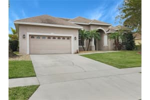227 VIOLA DR, AUBURNDALE, FL 33823 Sold 03/10/23
