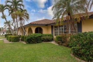 1803 SE 36TH TER, CAPE CORAL, FL 33904 Sold 10/25/23