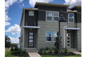 8007 GLENLLOYD AVE, WINTER GARDEN, FL 34787 Sold 02/24/23