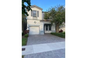 635 NE 193RD ST. ST, MIAMI, FL 33179 Sold 05/01/23