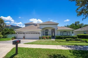 423 Courtlea Park Dr, Winter Garden, FL 34787, Sold 01/09/23