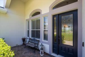 423 Courtlea Park Dr, Winter Garden, FL 34787, Sold 01/09/23
