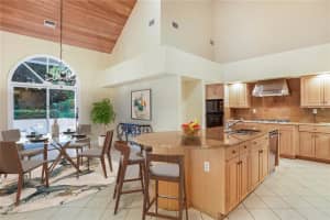 5073 Latrobe Dr, Windermere, FL 34786, Sold 01/11/23