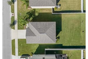 3222 MOULDEN HOLLOW DR, ZEPHYRHILLS, FL 33540 Sold 01/27/23