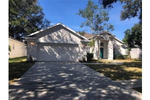 1004 LUMSDEN TRACE CIR, VALRICO, FL 33594 Sold 03/23/23