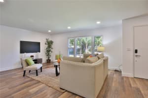 151 ADAIR AVE, SARASOTA, FL 34243 Sold 12/19/22