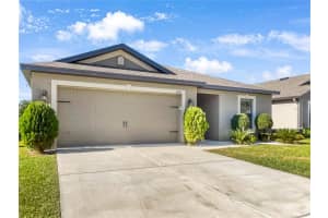 2425 BRACKNELL FOREST TRL, TAVARES, FL 32778 Sold 03/01/23