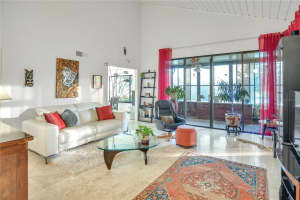 5170 CYPRESS CREEK DR #2, ORLANDO, FL 32811 Sold 12/27/22