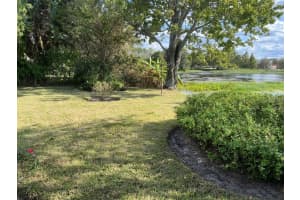 812 AGNES DR, ALTAMONTE SPRINGS, FL 32701 Sold 11/28/22