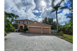 3017 CURVING OAKS WAY, ORLANDO, FL 32820 Sold 02/15/23
