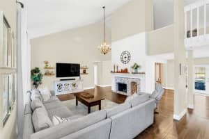 933 Versailles Cir, Maitland, FL 32751, Sold 12/12/22