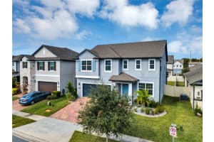 10073 HAMPSHIRE OAKS DR, ORLANDO, FL 32825 Sold 03/10/23