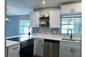 1000 S SEMORAN BLVD #S, WINTER PARK, FL 32792 Sold 12/06/22