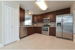 9551 Chandon Dr, Orlando, FL 32825, Sold 01/27/23