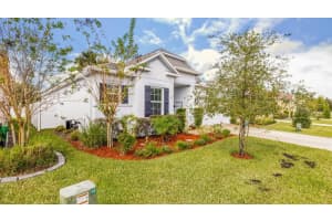 113 BIG PINE KEY BLVD, DELAND, FL 32720 Sold 01/26/23