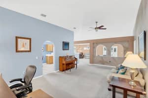 2477 Sheila Dr, Apopka, FL 32712, Sold 01/19/23