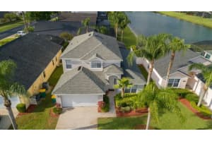 1078 LAKE BERKLEY DR, KISSIMMEE, FL 34746 Sold 01/04/23