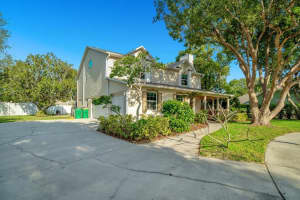 3141 LOST LAGOON CT, MERRITT ISLAND, FL 32952 Sold 03/13/23