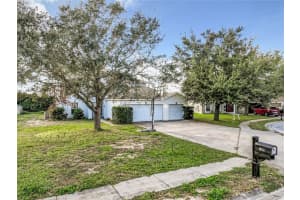 105 EVERGREEN DR, AUBURNDALE, FL 33823 Sold 04/06/23