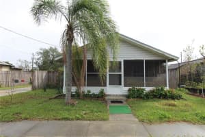 509 PINE ST, AUBURNDALE, FL 33823 Sold 02/10/23