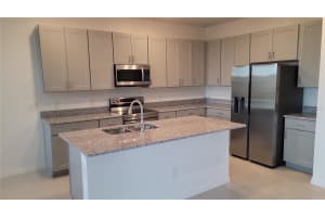 811 RICHMOND ESTATES AVE, HAINES CITY, FL 33844 Sold 04/29/23