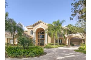 9326 BENTLEY PARK CIR, ORLANDO, FL 32819 Sold 01/20/23