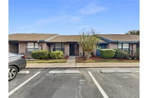 2851 KING OAK CIR, SAINT CLOUD, FL 34769 Sold 02/13/23