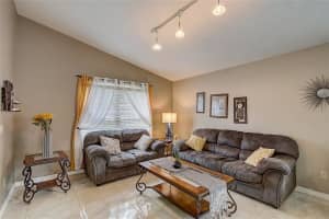 11527 ROUSE RUN CIR, ORLANDO, FL 32817 Sold 12/27/22