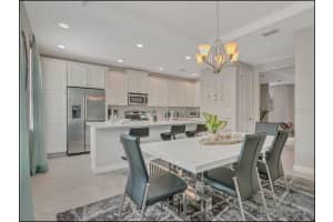 657 HANGNEST LN, LAKE MARY, FL 32746 Sold 02/07/23