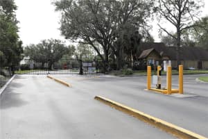 390 WOODSIDE DR #201, ALTAMONTE SPRINGS, FL 32701 Sold 12/23/22