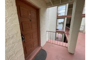524 ORANGE DR #20, ALTAMONTE SPRINGS, FL 32701 Sold 02/16/23