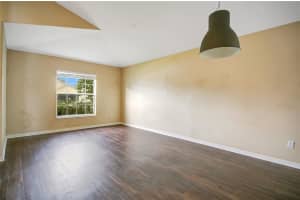 5256 SUNSET CANYON DR, KISSIMMEE, FL 34758 Sold 01/26/23