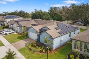 2614 E LAKE POINTE DR, KISSIMMEE, FL 34744 Sold 02/09/23