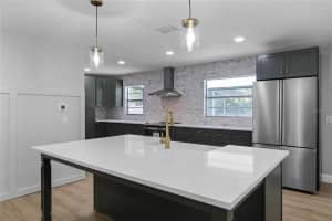212 VALENCIA CT, WINTER GARDEN, FL 34787 Sold 02/17/23