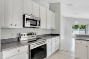 10744 GOLDFISH CIR, ORLANDO, FL 32825 Sold 01/10/23