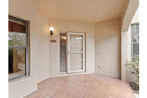 1303 LAKE WILLISARA CIR #12, ORLANDO, FL 32806 Sold 12/15/22