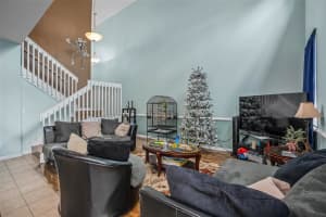 10063 MOORSHIRE CIR, ORLANDO, FL 32829 Sold 04/14/23