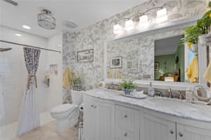 7932 GOLDLEAF ST, ORLANDO, FL 32835 Sold 01/05/23