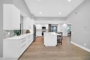 7225 Moss Leaf Ln, Orlando, FL 32819, Sold 02/06/23