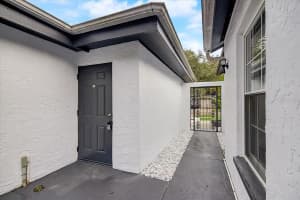 1921 GREGORY DR, TAMPA, FL 33613 Sold 01/07/23