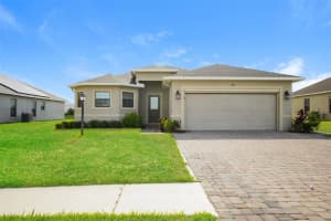 148 BENTLEY OAKS BLVD, AUBURNDALE, FL 33823 Sold 05/04/23