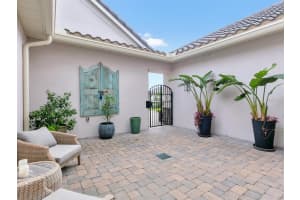 1217 ESTANCIA WOODS LOOP, WINDERMERE, FL 34786 Sold 03/02/23