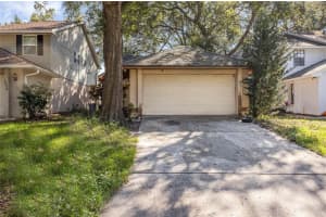 1242 Indian Bluff Dr, Apopka, FL 32703, Sold 01/04/23