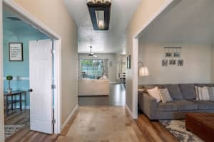 2121 Knollview Ct, Oviedo, FL 32765, Sold 12/30/22