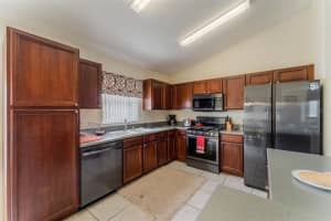 8050 INDIAN CREEK BLVD, KISSIMMEE, FL 34747 Sold 05/04/23