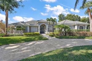 2334 BUTLER BAY DR N, WINDERMERE, FL 34786 Sold 02/28/23