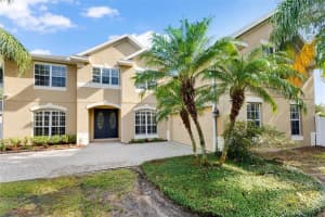 109 E BLUE WATER EDGE DR, EUSTIS, FL 32736 Sold 02/06/23