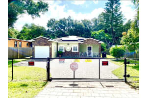 9621 9TH AVE, ORLANDO, FL 32824 Sold 03/24/23