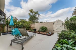 9816 PINEY POINT CIR, ORLANDO, FL 32825 Sold 01/19/23